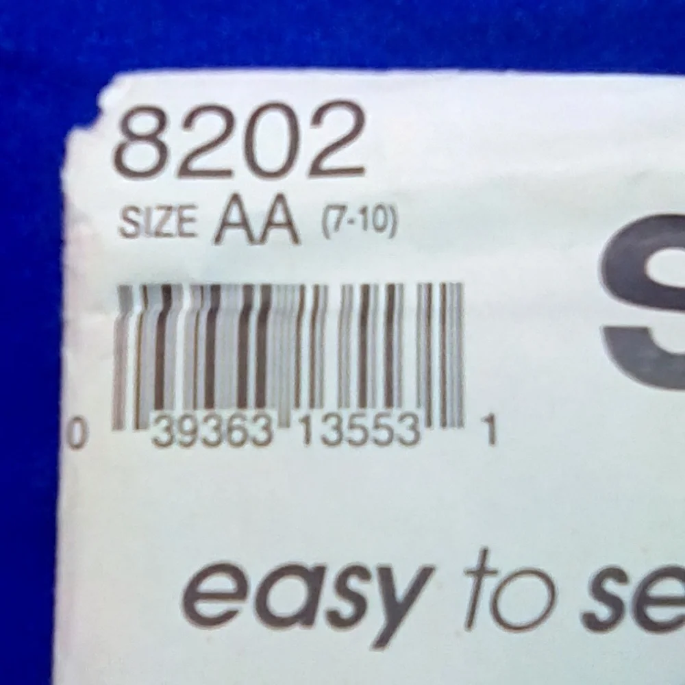 Simplicity 8202 EASY Girl's Outfits 7-8-10